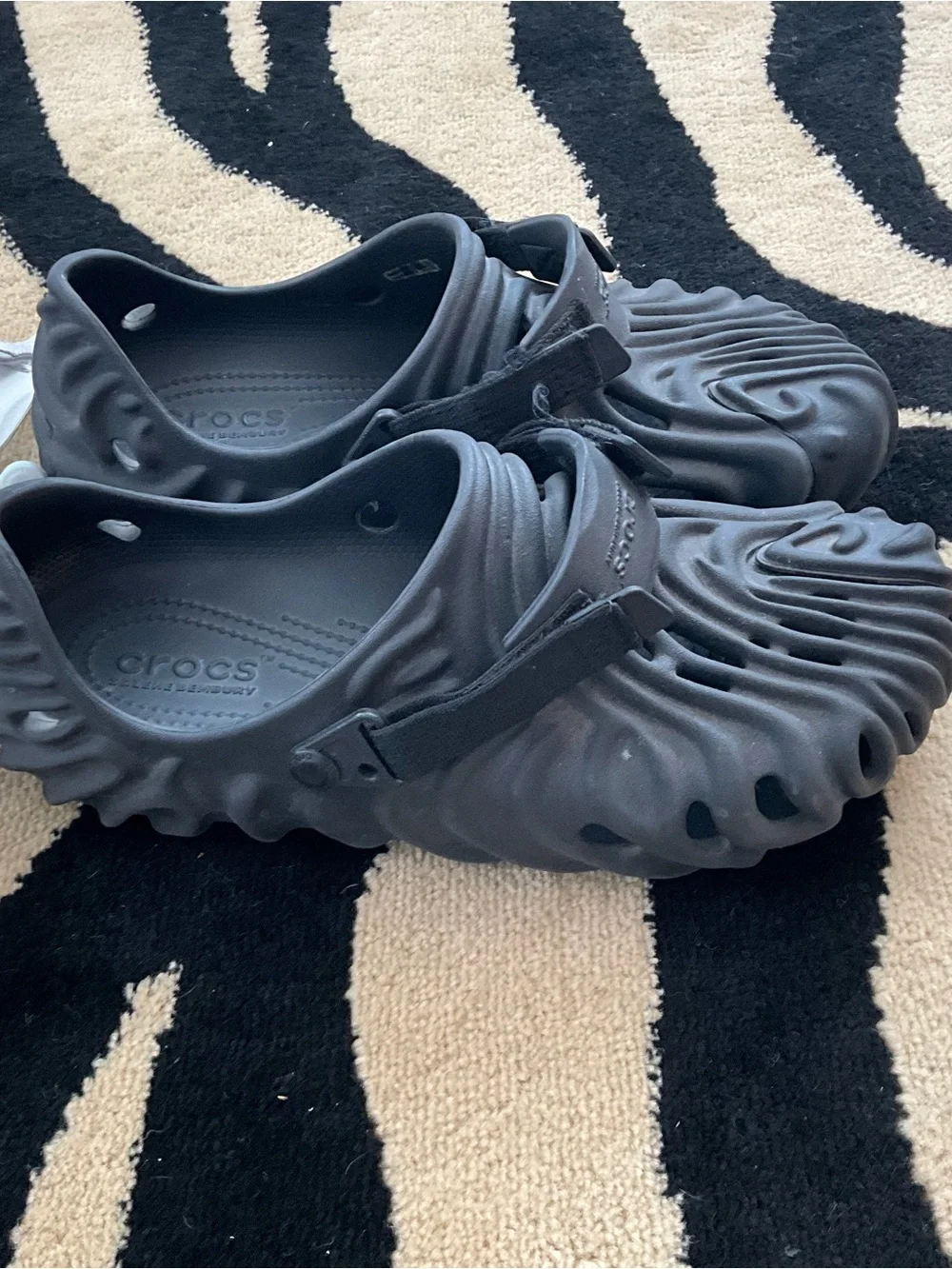 CROCS Men's Black Sculpted Clog with White Removable Straps